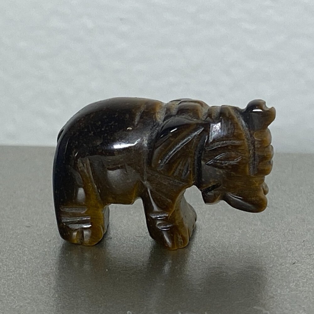 Tigers eye elephant gemstone carving